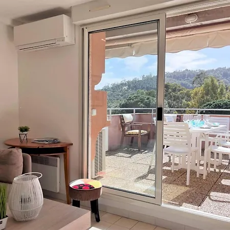 3 Pieces Avec Terrasse Proche - Fr-1-251-556 *