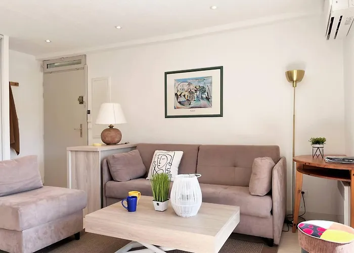 3 Pieces Avec Terrasse Proche - Fr-1-251-556 Apartment