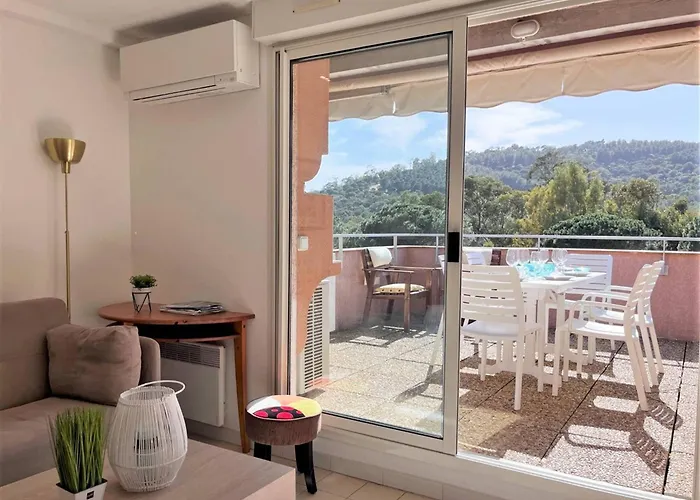 3 Pieces Avec Terrasse Proche - Fr-1-251-556 *