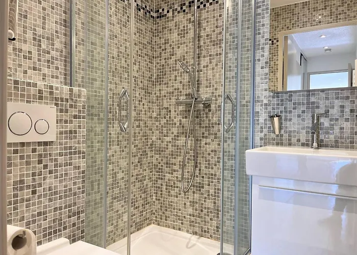 Apartment 3 Pieces Avec Terrasse Proche - Fr-1-251-556